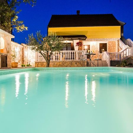 Holiday Home Iva With Pool Сукошан Екстер'єр фото