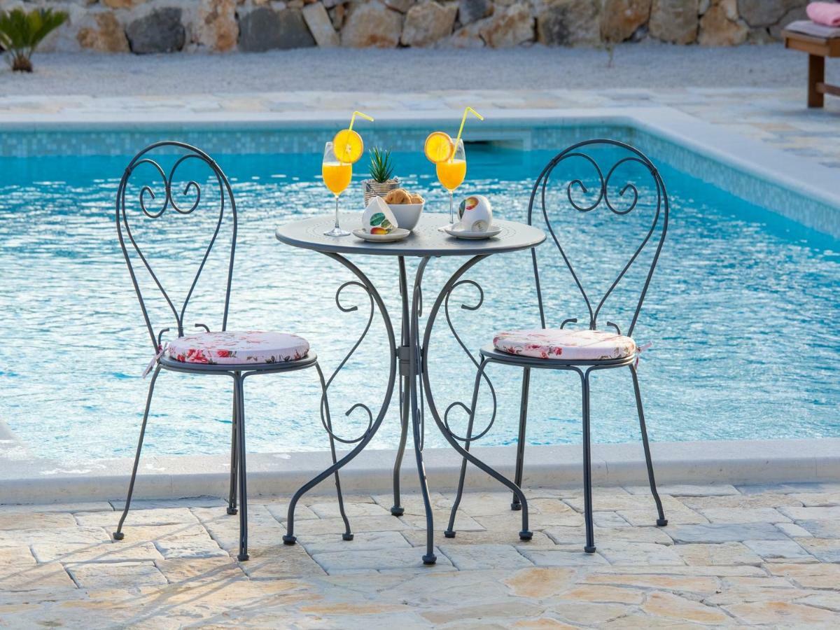 Holiday Home Iva With Pool Сукошан Екстер'єр фото
